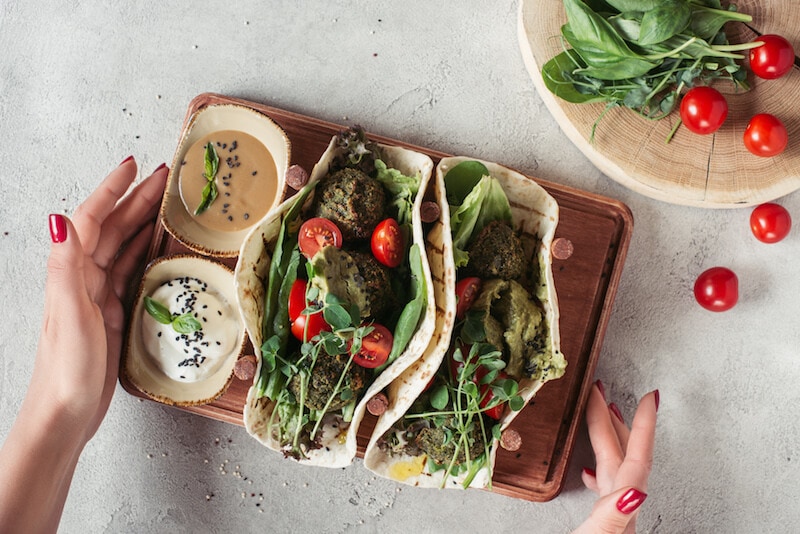 tortilla de falafels et graines germées